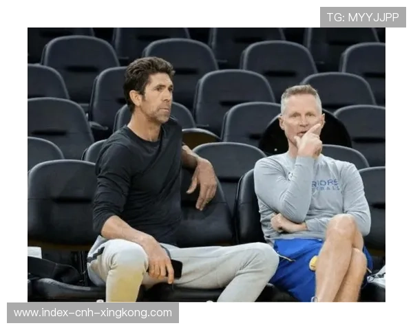 罗林斯崛起成雄鹿替补杀手，一战惊艳全场