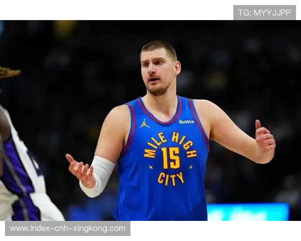 掘金季前热身，约基奇传球视野再次被推崇
